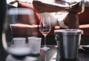 Winery tasting room with sensory atmosphere and scent design driving higher conversion rates